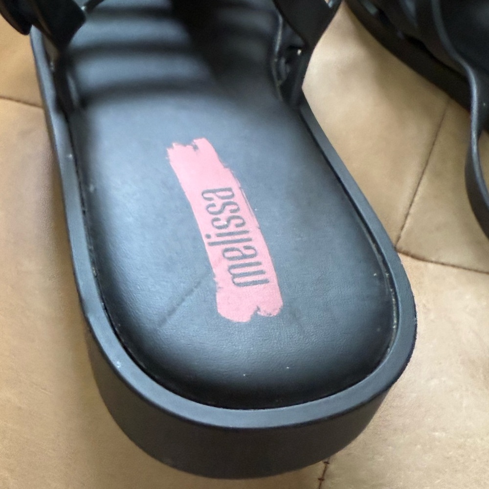 Women’s MELISSA Disco Flat Sandals Black Jelly Size 8 ECU - Picture 4 of 10